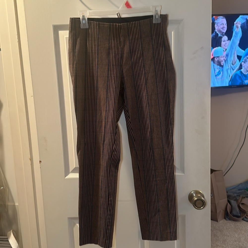 Plaid black and brown cropped trousers